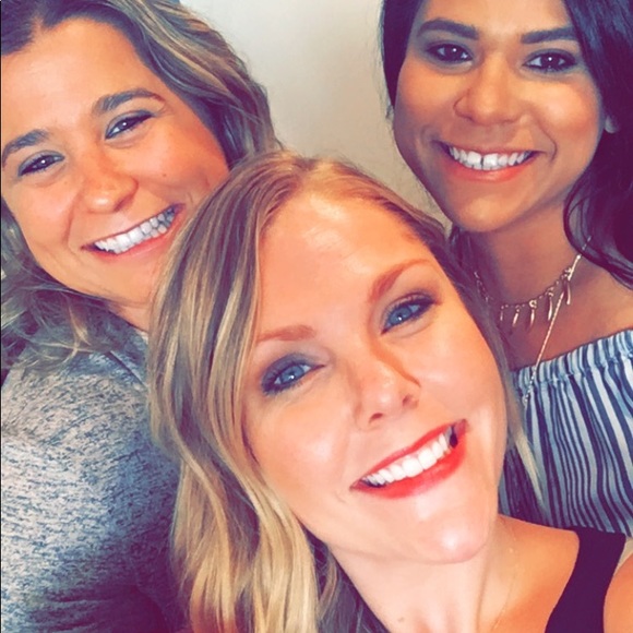 Meet your Posher, Kelly - Picture 3 of 7